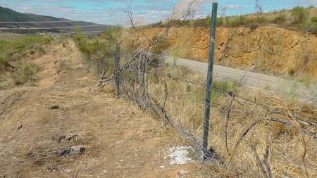 Imagen Cerramiento y electrificación de la casa y la nave de la dehesa boyal